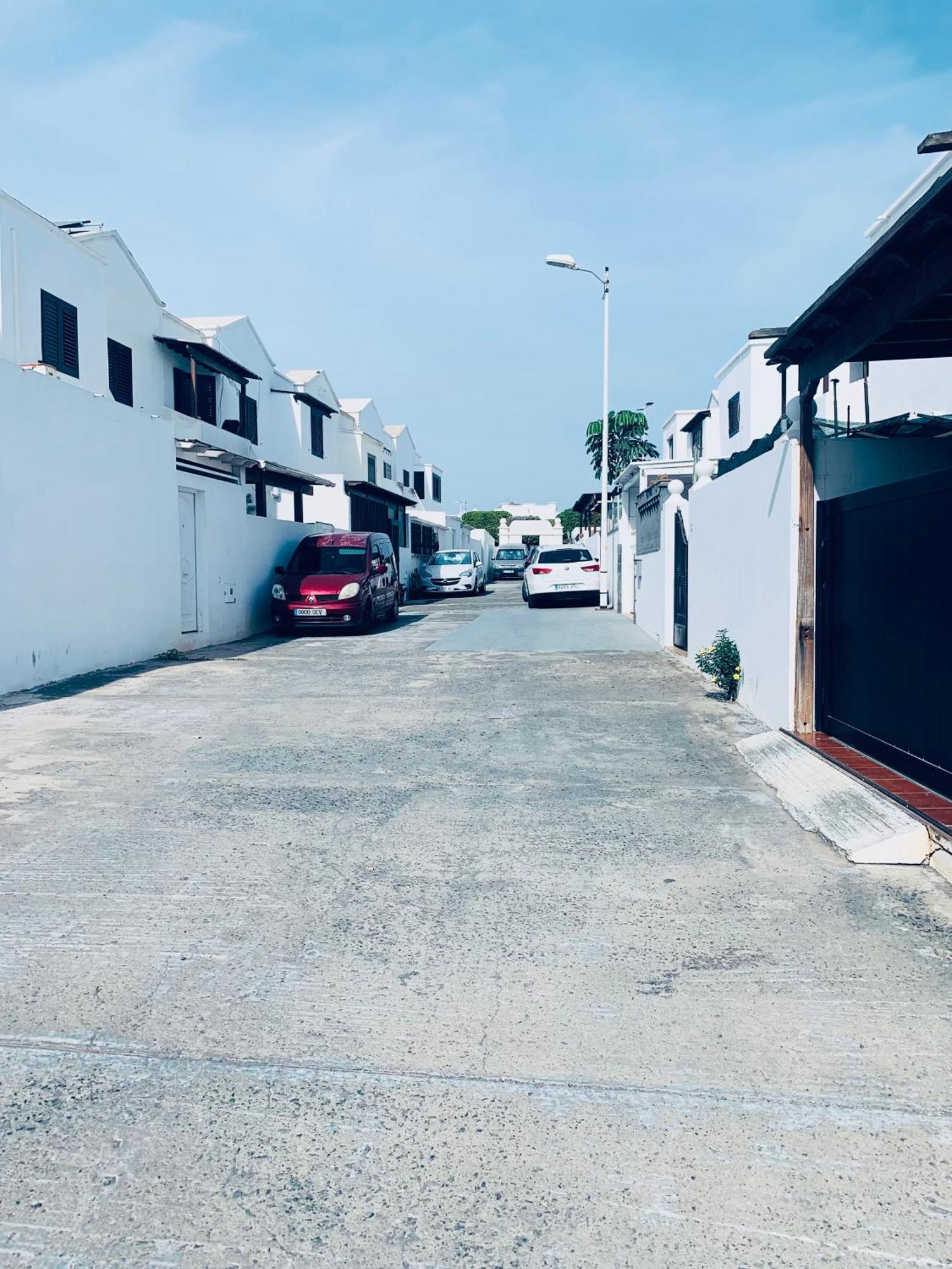 Habitaciones Privadas Cerca De La Playa Y Aeropuerto En Casa Compartida Con Otros Huespedes 플라야 온다 외부 사진