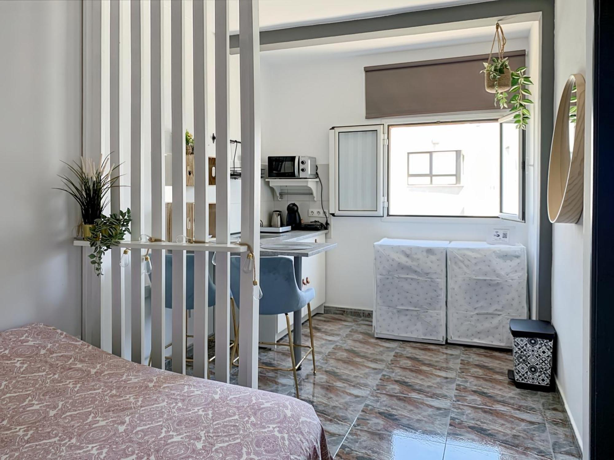 Habitaciones Privadas Cerca De La Playa Y Aeropuerto En Casa Compartida Con Otros Huespedes 플라야 온다 외부 사진